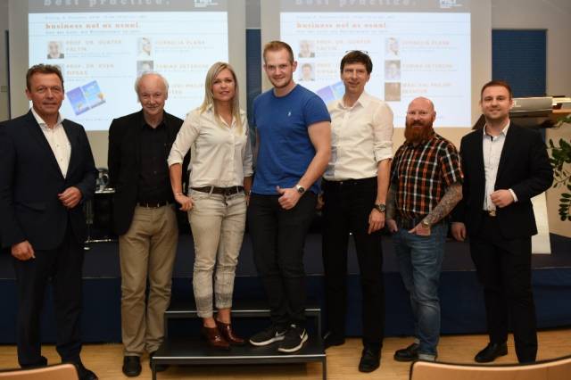 <p>Von links nach rechts: FH-Prof. Dipl.-Kfm. Bernd Kirschner, Prof. Dr. Günter Faltin, Cornelia Plank, Tobias Zetzsche, Prof. Dr. Sven Ripsas, Mag. (FH) Philipp Bechter, Lucas Huter, MSc MA</p>