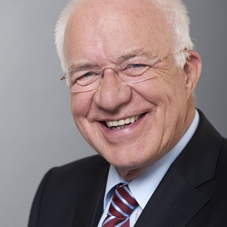 Herwig Van Staa  MCI Senator Bürgermeister von Innsbruck 1994 – 2002 Landeshauptmann von Tirol 2002 – 2008 Landtagspräsident 2008 – 2018  ©Land Tirol