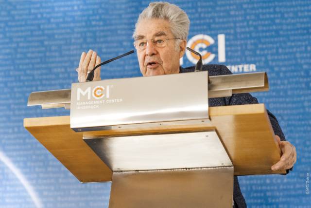 <p>Eindrücke der akademischen Gastvorlesung mit Univ.-Prof. Dr. Heinz Fischer ©MCI/Geisler</p>