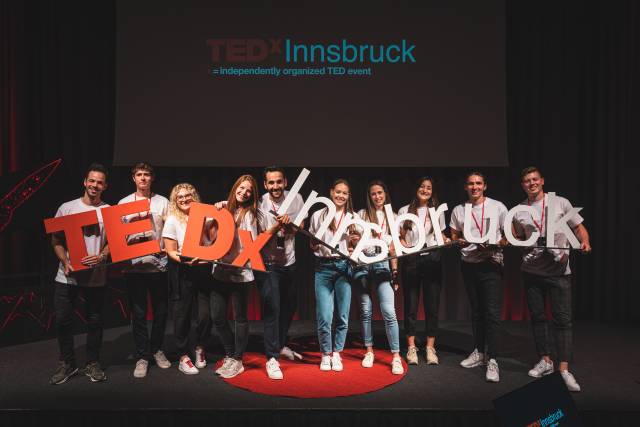 <p>Think Beyond, TEDxInnsbruck 2021, ©JohannesRadlwimmer</p>