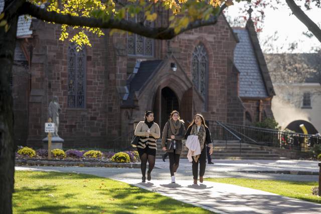 Der alte Campus der Seton Hall University bietet die ideale Plattform für Erkundigungen entlang der Ostküste. ©Seton Hall University