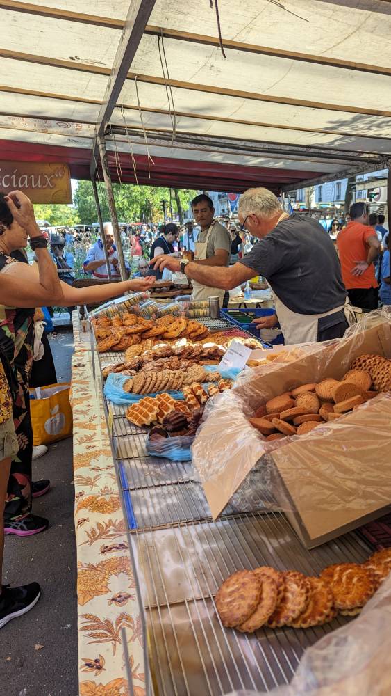 <p>Outgoing Mobility for Studies: Market in Marais, Paris <em>© Marlene Zanotti</em></p>