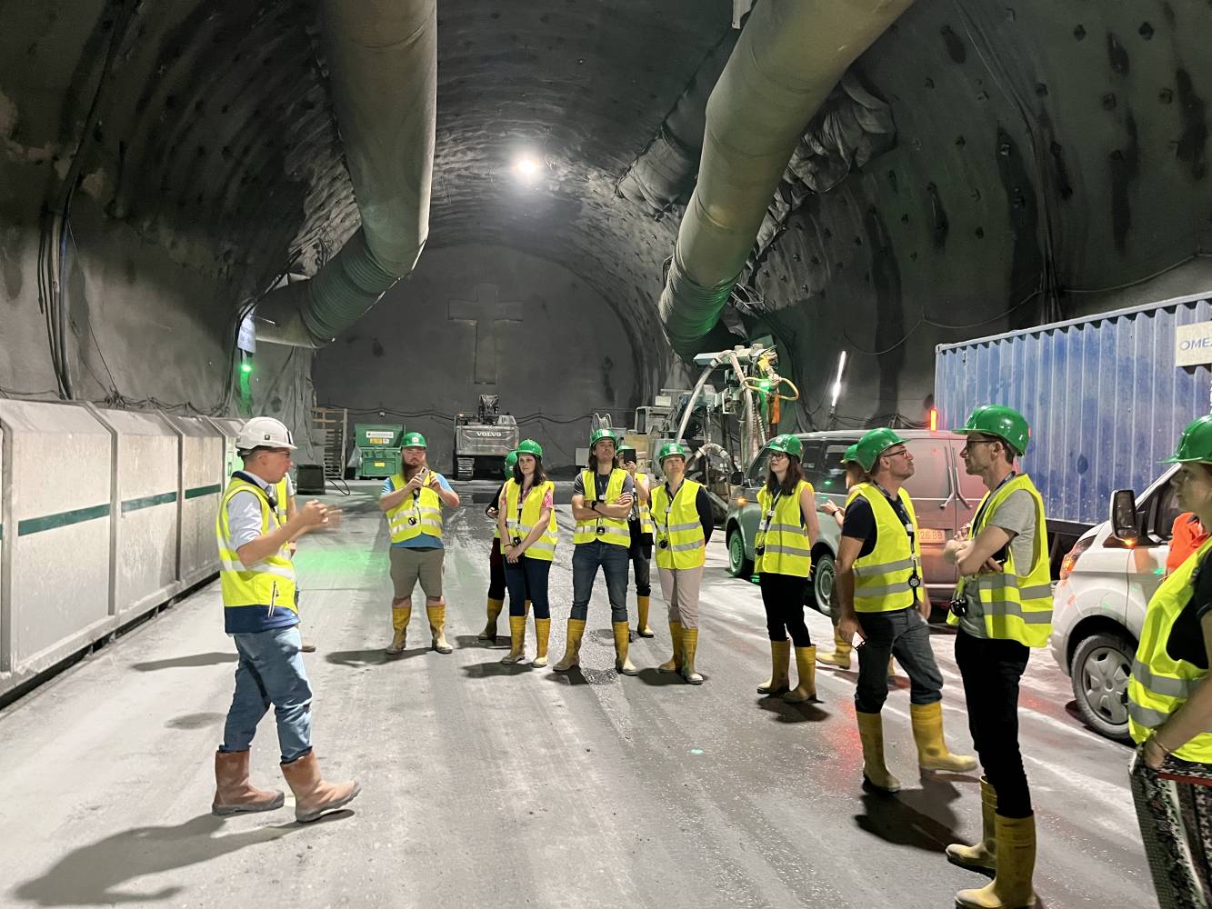 <p><em><em>Besuch Brenner Basis Tunnel im Rahmen des IROICA Staff Trainings. © MCI / Pesek</em></em></p>