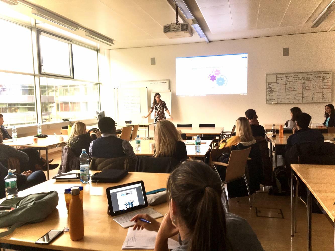 <p><em>Guest lecture & case discussion with Carolin Schönherr. Photo: MCI<br /></em></p>