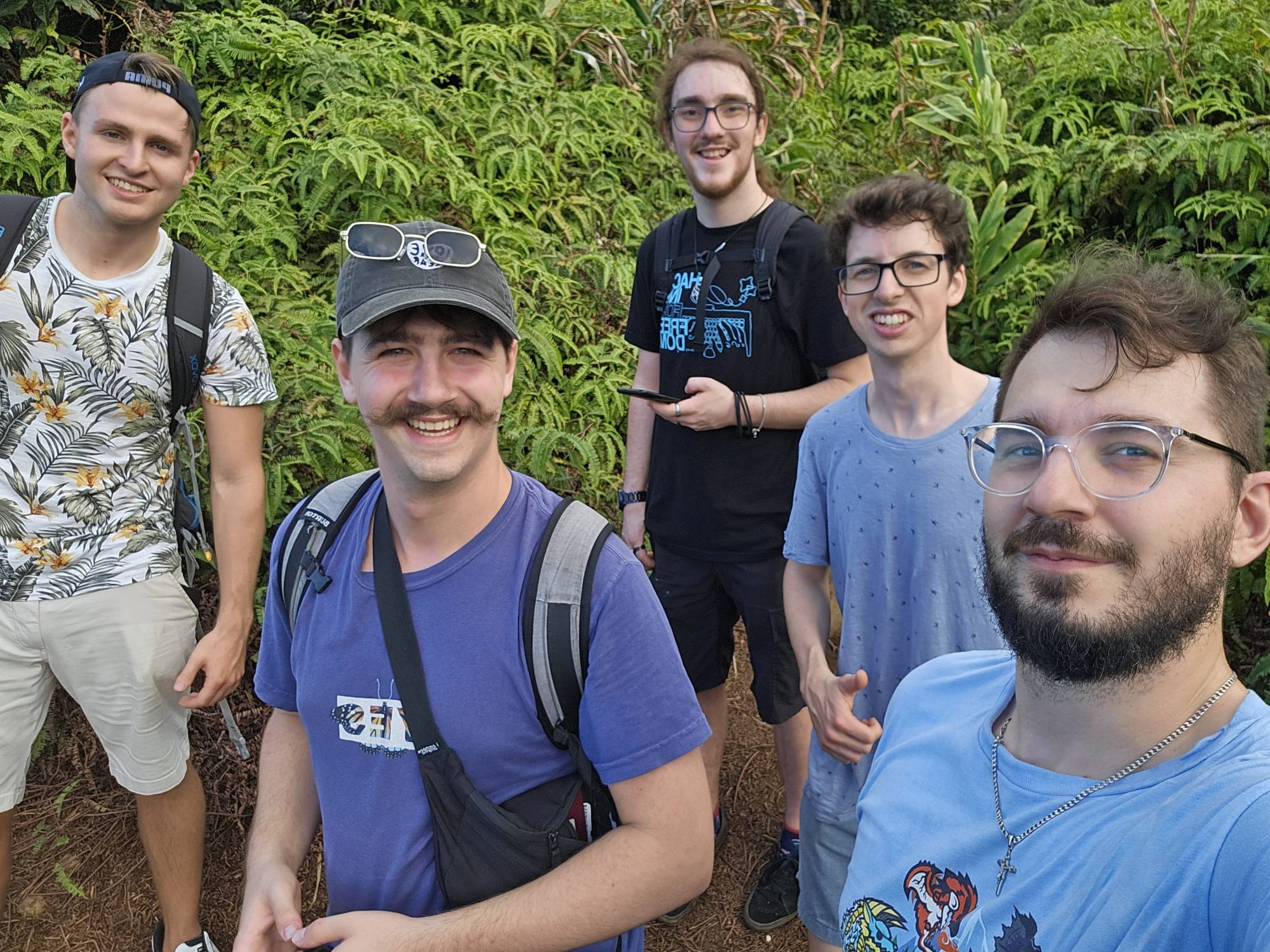 <p>Hiking in Hawaii - team trip ©Tobias Brzezowsky</p>