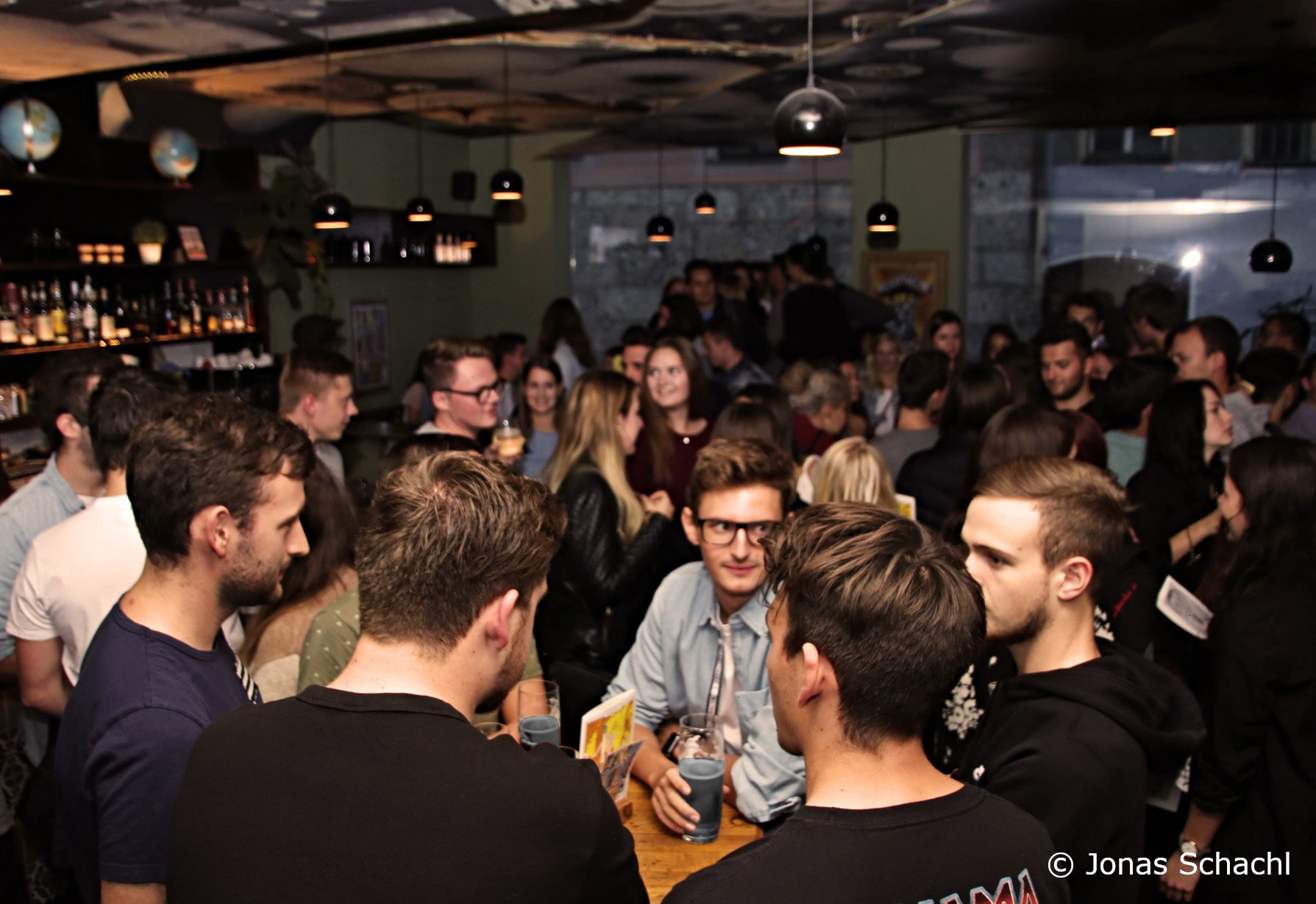 The buddy event of MCiT 2018 in a nice local bar in Innsbruck. 