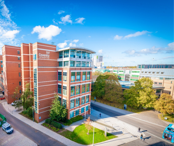 <p><em>Campus der Coventry University. Foto: Coventry University </em></p>