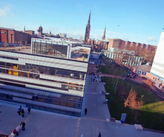 <p><em>Campus der Coventry University. Foto: Coventry University </em></p>