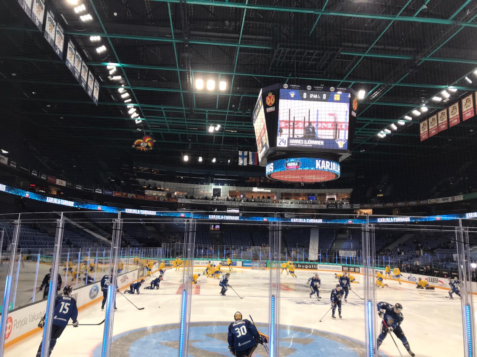 <p><em>Hockey match in Finland. Photo: Armellini, Erhart<br /></em></p>