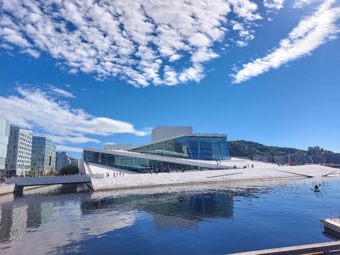 <p>Opernhaus Oslo. Foto: MCI/ Sziváková</p>