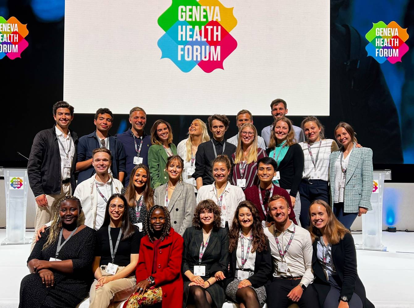 <p>Masterstudierende beim Geneva Health Forum. Foto: EuHEM</p>