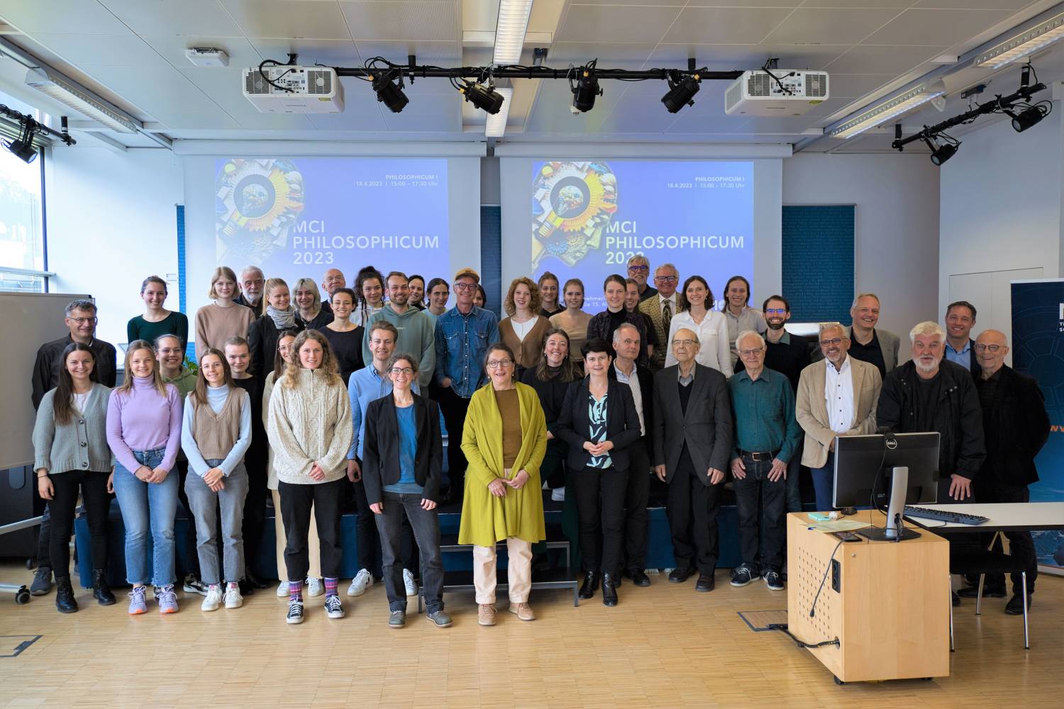 <p>MCI students, graduates and speakers at Philosophicum 2023. ©MCI/Harner</p>