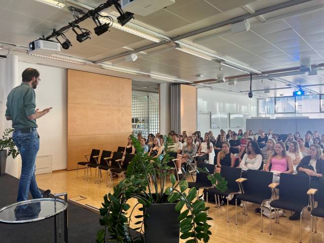 <p>Welcome Day 2023 des Bachelorstudiengangs Nonprofit-, Sozial- & Gesundheitsmanagement am MCI. ©MCI</p>