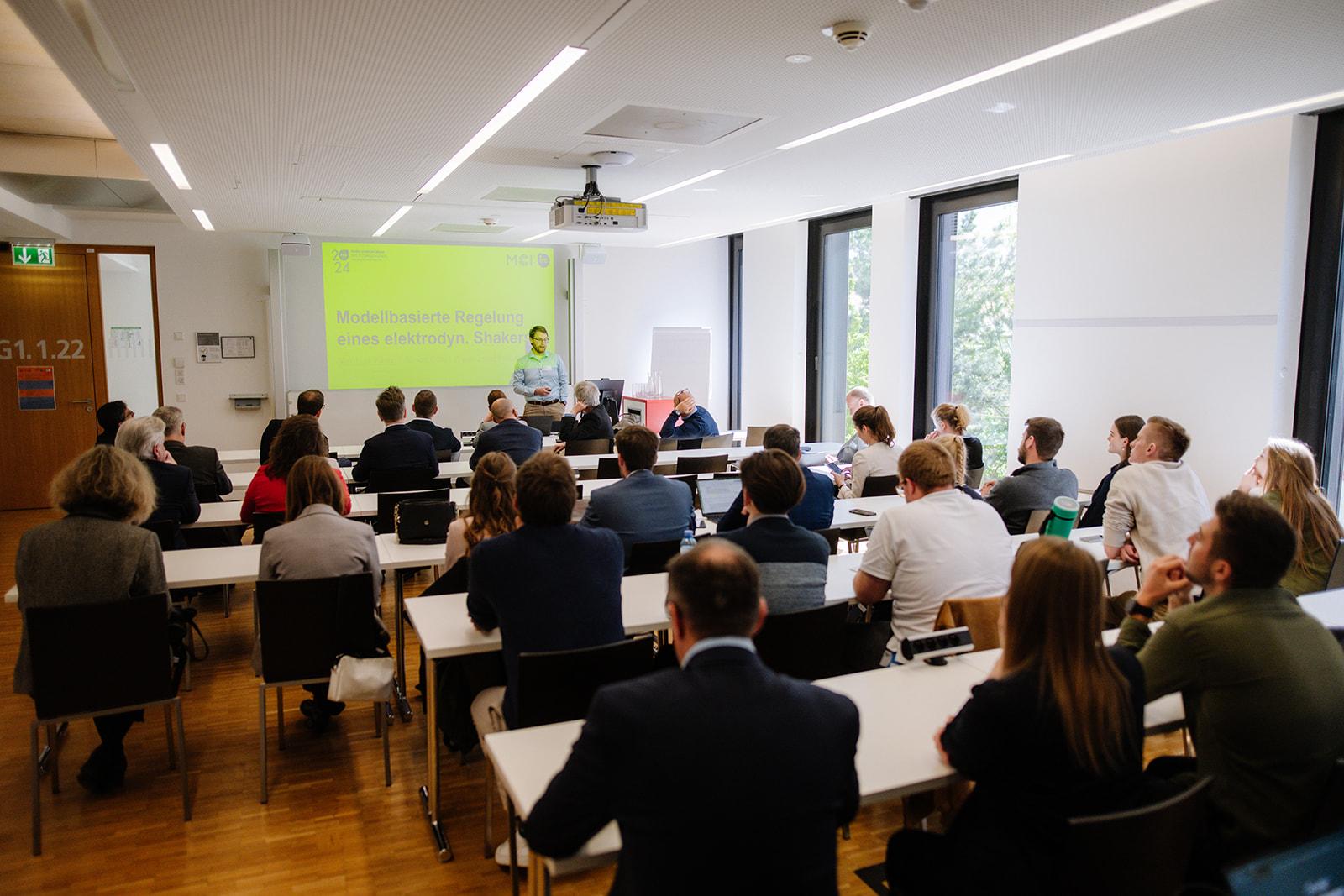 <p>Smart ventilation of buildings: SBT lecturer Julian Huber presented the results of the lecture hall study on air quality optimization on behalf of the project team. Photo: © MCI</p>