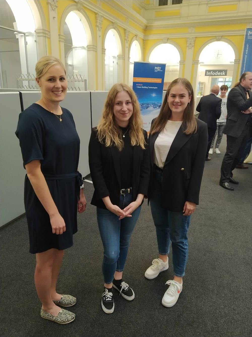 <p>SPIEGLTEC GmbH is particularly pleased about the two female students contributing to their company: Katharina Margreiter, Head of HR (1st from left), with Evelyn Hanser (2nd from left) and Laura Dachauer (3rd from left). Photo: MCI-Hofer</p>