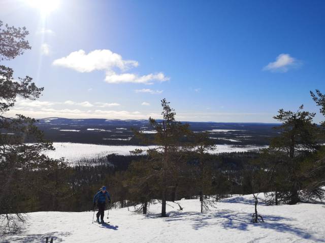 <p>Ski-Touren im finnischen Pyhä-Luosto Nationalpark. © Monica Nadegger</p>