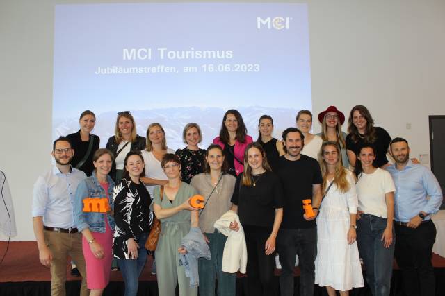 <p>BA Jahrgang 2009 traf sich zum 11(10)jährigen Jubiläum. ©MCI / Tourismus</p>