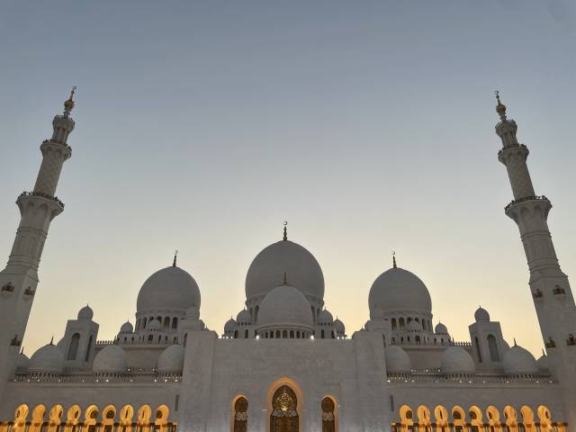 <p>Die Masterstudierenden in Abu Dhabi. ©Stefanie Haselwanter</p>