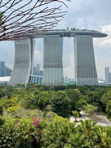 <p>Das berühmte Marina Bay Sands in Singapur. ©Stefanie Haselwanter</p>